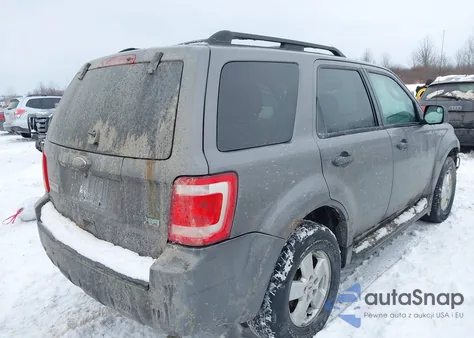 2010 Ford Escape Xlt from USA, damaged, VIN 1FMCU9DG1AKD04744